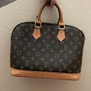 Louis Vuitton Alma PM